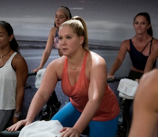 “Supercine” apresenta a comédia “Sexy Por Acidente”