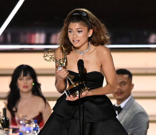 Audiência de transmissão do Emmy cai para o menor nível de todos os tempos