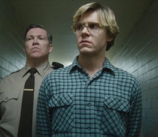 Dahmer: Um Canibal Americano se torna segunda série mais vista da história da Netflix