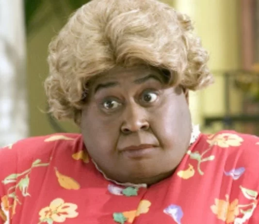 Cinema em Casa 08/07/2023 exibe Vovó… Zona 2