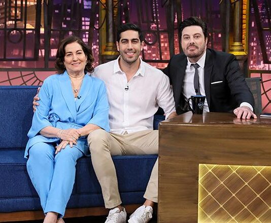 The Noite Com Danilo Gentili 15/05/2023 recebe Jonathan Nemer