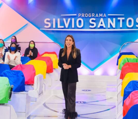 Programa Silvio Santos 29/09/2024: Marrone enfrenta Breno Ferreira no Jogo das 3 Pistas, Eri Johnson no júri do Show de Calouros e novas pegadinhas do Câmeras Escondidas