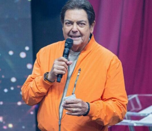 Faustão na Band 22/06/2023 Cynthia Martins e Paloma Tocci