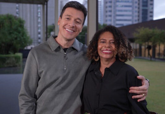 Hora do Faro 25/06/2023 recebe a ex-modelo Loemy Marques