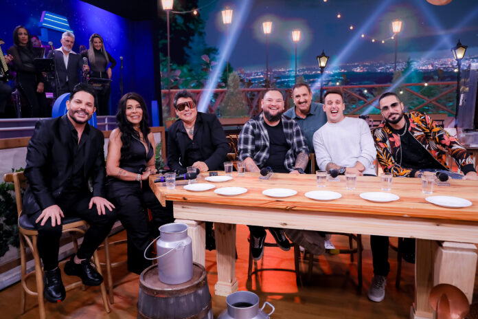 Latino e Calcinha Preta