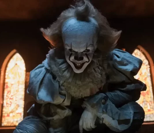 Bill Skarsgård irá retornar como Pennywise em série de It: A Coisa
