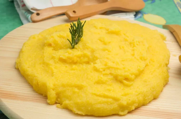 Receita de Polenta Cremosa de micro-ondas