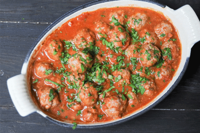 Almôndega com especiarias