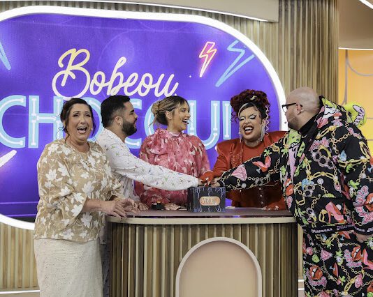 Gloria Groove e Tiago Abravanel são as atrações do Sabadou com Virginia deste sábado (31/08)