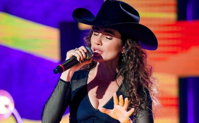 Paula Fernandes no Caldeirão com Mion (2)