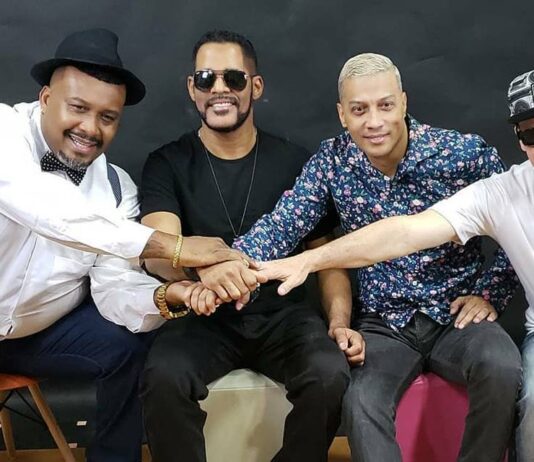 Programa do Ratinho faz homenagem ao grupo Sampa Crew no Uma Volta no Tempo