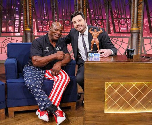 No The Noite, Danilo Gentili recebe Ronnie Coleman, o maior fisiculturista de todos os tempos