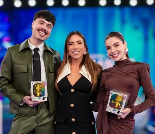 Gkay e Bomtalvão participam do Jogo das 3 Pistas no Programa Silvio Santos