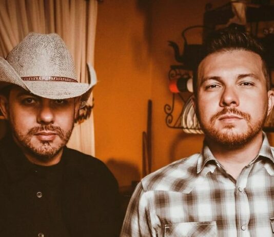 No Aparecida Sertaneja, Mariangela Zan recebe João Lucas e Diogo