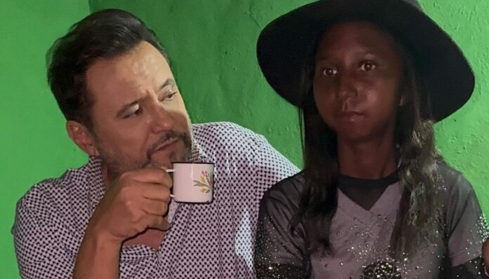 REDETV_GERAL DO POVO_MENINA DA BOTA (2)