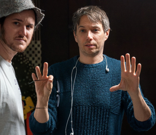 Sean Baker revela como dirigiu a cena icônica de Anora