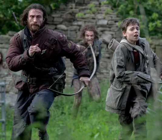 Crítica – Extermínio: A Evolução mantém viva a mitologia da saga e mostra que o apocalipse ainda tem fôlego