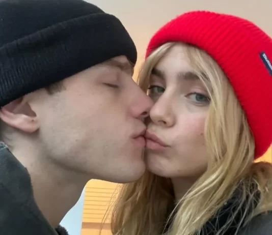 Clara Galle e Nuno Gallego assumem namoro nos bastidores de Olympo, série teen quente da Netflix