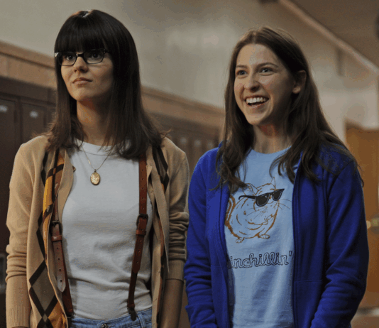 No Cinema na Madrugada deste sábado (26/07), Band exibe a comédia “As Excluídas”