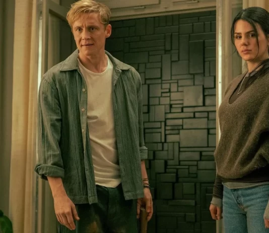 Crítica | Brick é um thriller psicológico que prende pela tensão, mas tropeça na profundidade