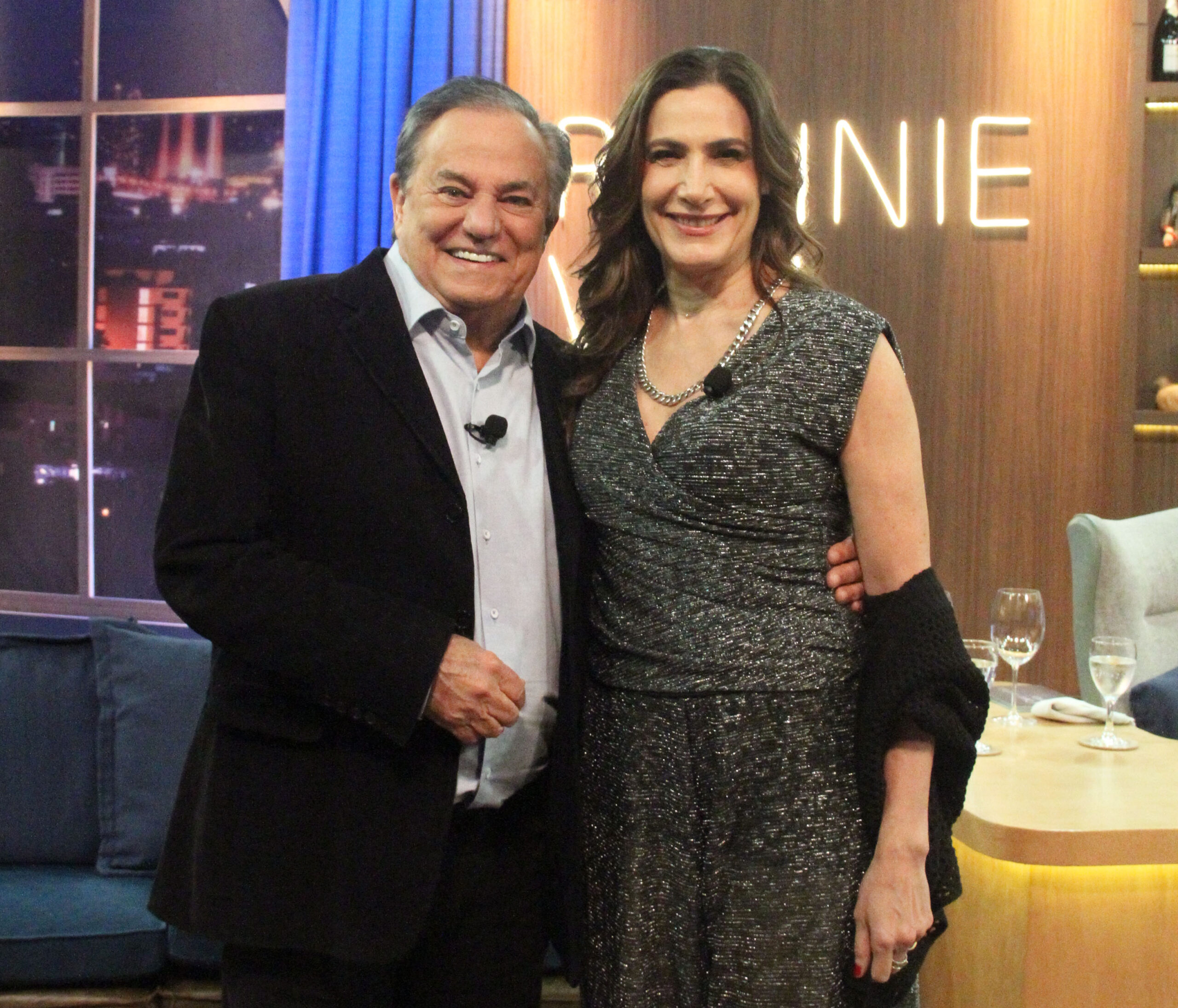 Virginia Cavendish revisita carreira e vida pessoal em conversa com Ronnie Von no “Companhia Certa” deste sábado (26/07)