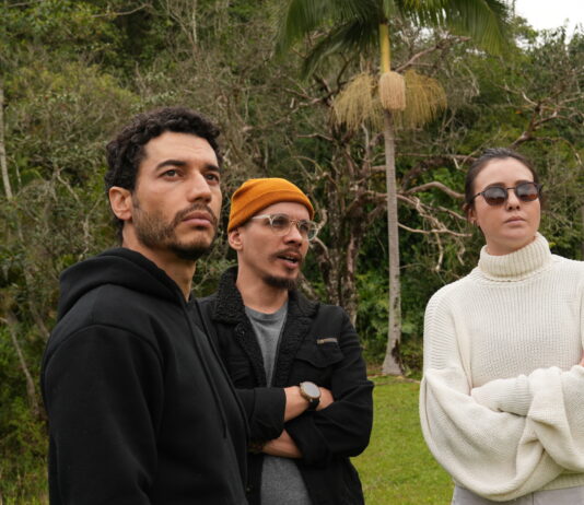 Lee Taylor estreia como diretor de cinema em “O Chá”, drama histórico com protagonismo feminino