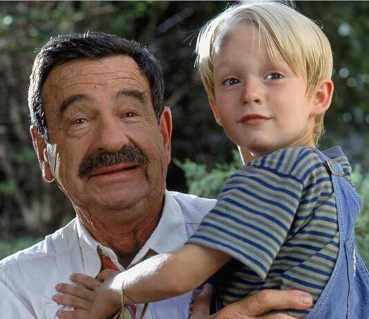 Dennis, o Pimentinha invade o Cine Espetacular nesta terça (08) no SBT