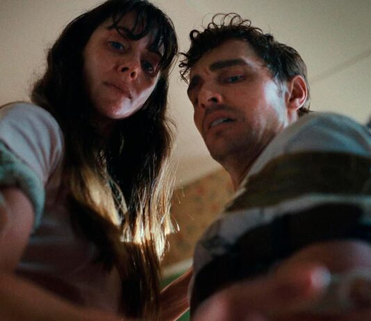 “Juntos” | Diamond Films libera pôster e trailer do filme que funde romance e horror corporal