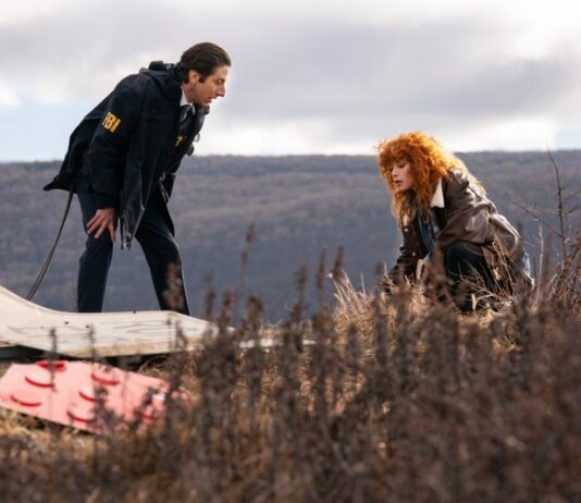 Adeus (por enquanto), Charlie Cale: Poker Face encerra 2ª temporada com episódio final no Universal+