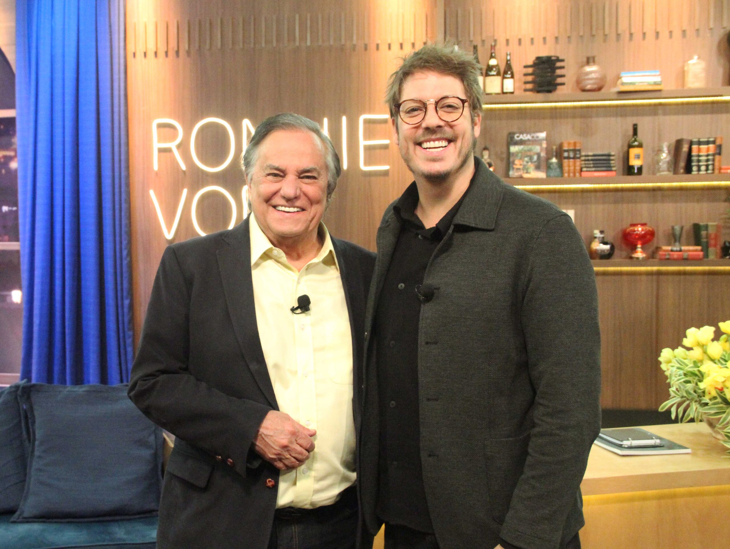 No “Companhia Certa” desta segunda (21/07), Fábio Porchat revela histórias inéditas e fala sobre carreira e humor