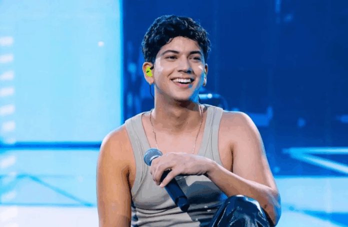 Três hits no Top 15 e show em Barretos Léo Foguete confirma o posto de fenômeno nacional