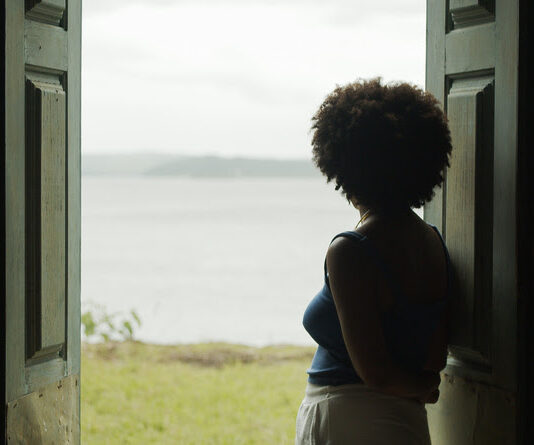 “Cais” cruza fronteiras e estreia nos EUA: documentário brasileiro ganha espaço no BlackStar Film Festival, na Filadélfia