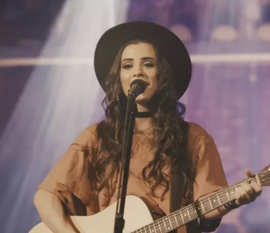 Isadora Pompeo lança “Você em Mim” e aprofunda sua caminhada espiritual em projeto intimista gravado ao vivo em Maceió