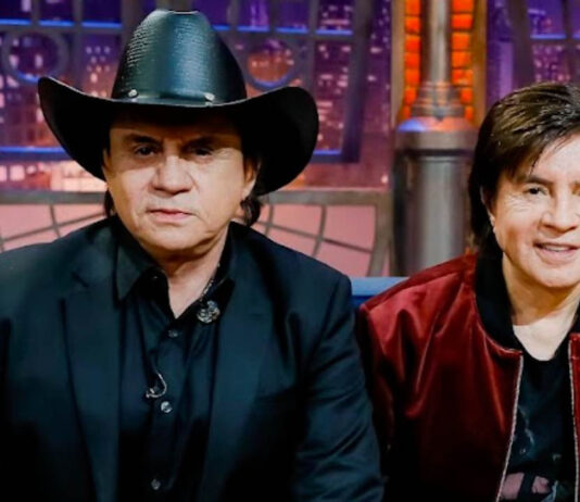 The Noite com Danilo Gentili desta quinta (28) recebe Chitãozinho e Xororó