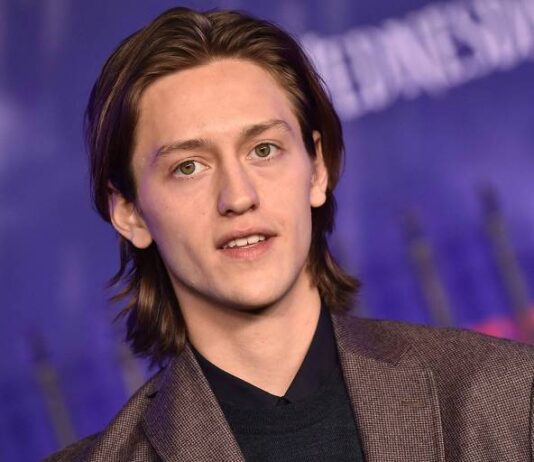 Entenda a ausência de Percy Hynes White na nova temporada de Wandinha