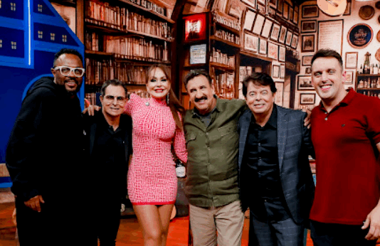Programa do Ratinho desta sexta (15/08) recebe Gaby Spanic no quadro ‘Boteco’
