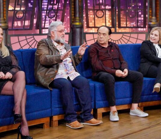 The Noite com Danilo Gentili desta sexta (22/08) relembra o lendário Aqui Agora com Magdalena Bonfiglioli, Leão Lobo, Christina Rocha e Ivo Morganti