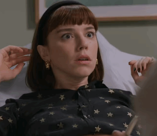 Vale Tudo – Solange descobre que Maria de Fátima foi a responsável por todas as suas quedas