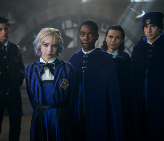 Wandinha está de volta! Netflix libera trailer da parte 2 da 2ª temporada, repleta de mistérios e perigos