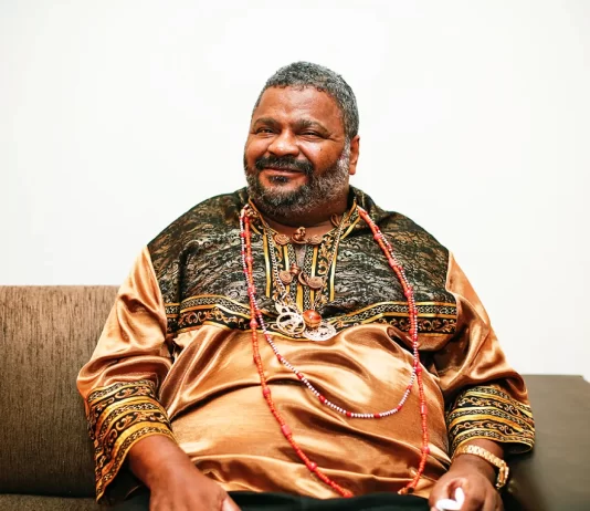 Morre Arlindo Cruz, sambista que eternizou o coração do Rio e do Brasil, aos 66 anos