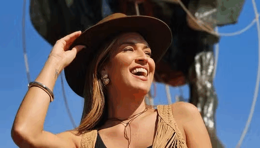 Talitha Morete leva É De Casa deste sábado (23/09) para a 70ª Festa do Peão de Barretos e mostra a vida por trás do rodeio