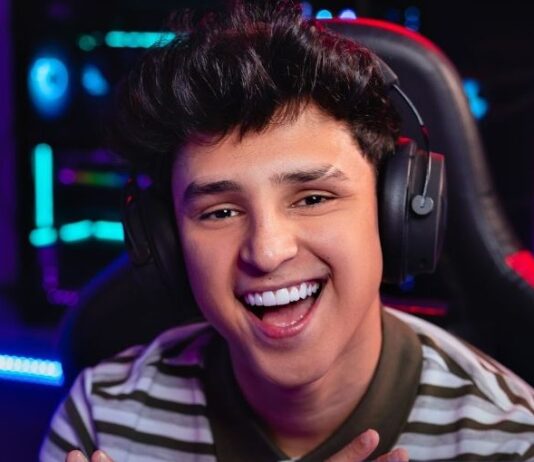 Nobru alcança mais de 375 mil espectadores em transmissões da Esports World Cup 2025