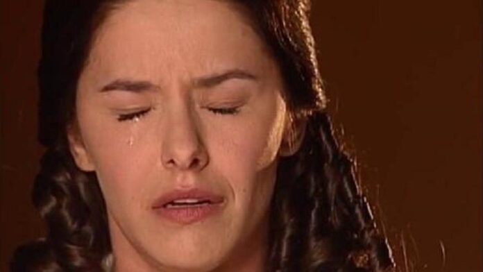 A Escrava Isaura chorando