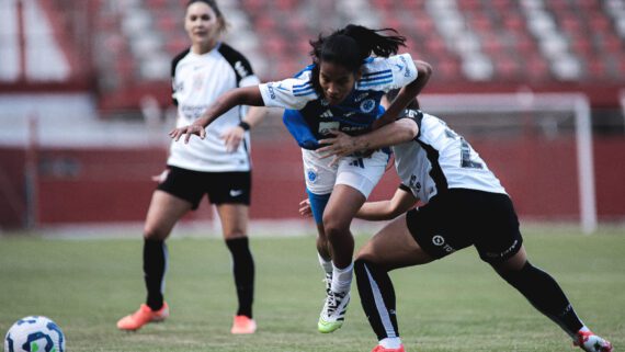 Cruzeiro e Corinthians feminino