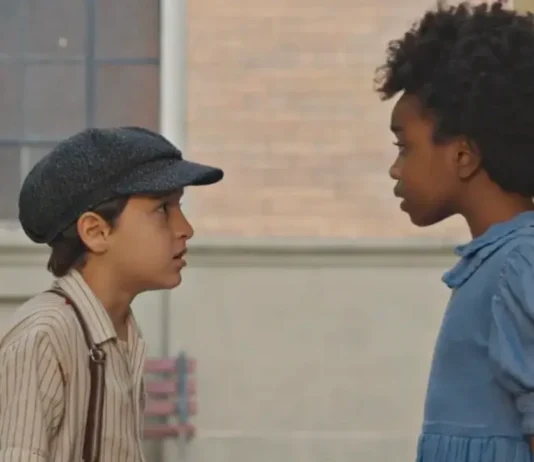 Resumo da novela Êta Mundo Melhor de terça (16/09) – Jasmin consegue fugir e alerta amigos sobre o perigo de Samir