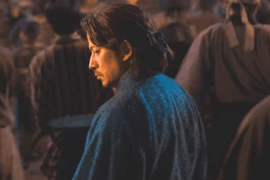 Netflix divulga trailer oficial do live-action Last Samurai Standing, combinando ação intensa e drama histórico