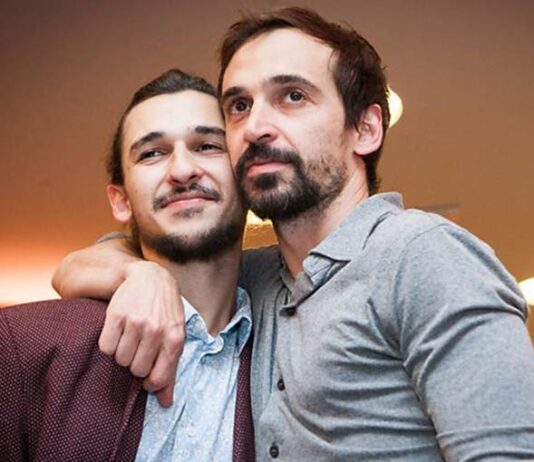 No Conversa com Bial desta quarta (10), Júlio e Ravel Andrade falam sobre a série Raul: Eu Sou