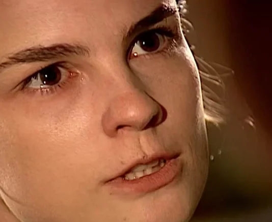 Resumo da novela Terra Nostra de hoje (29) – Rosana desconfia de Augusto