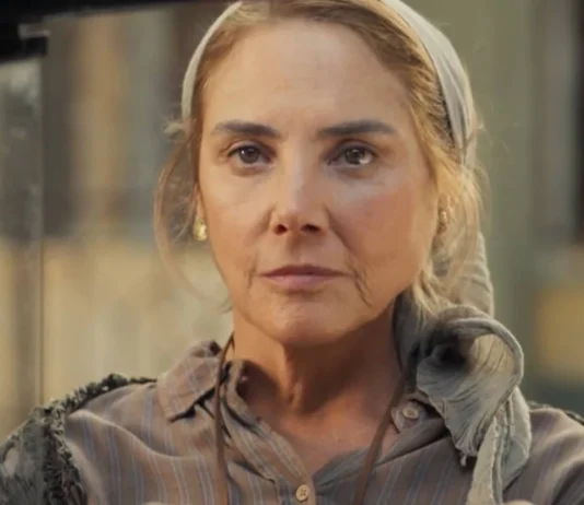 Resumo da novela Êta Mundo Melhor de hoje (23) – Zulma aceita abrigar Carmem para não ser chantageada