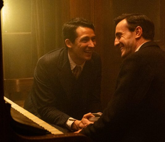 Universal Pictures divulga trailer de A História do Som, drama musical que emocionou Cannes